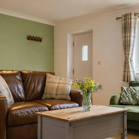 Sunflower - A Charming Family Holiday home *